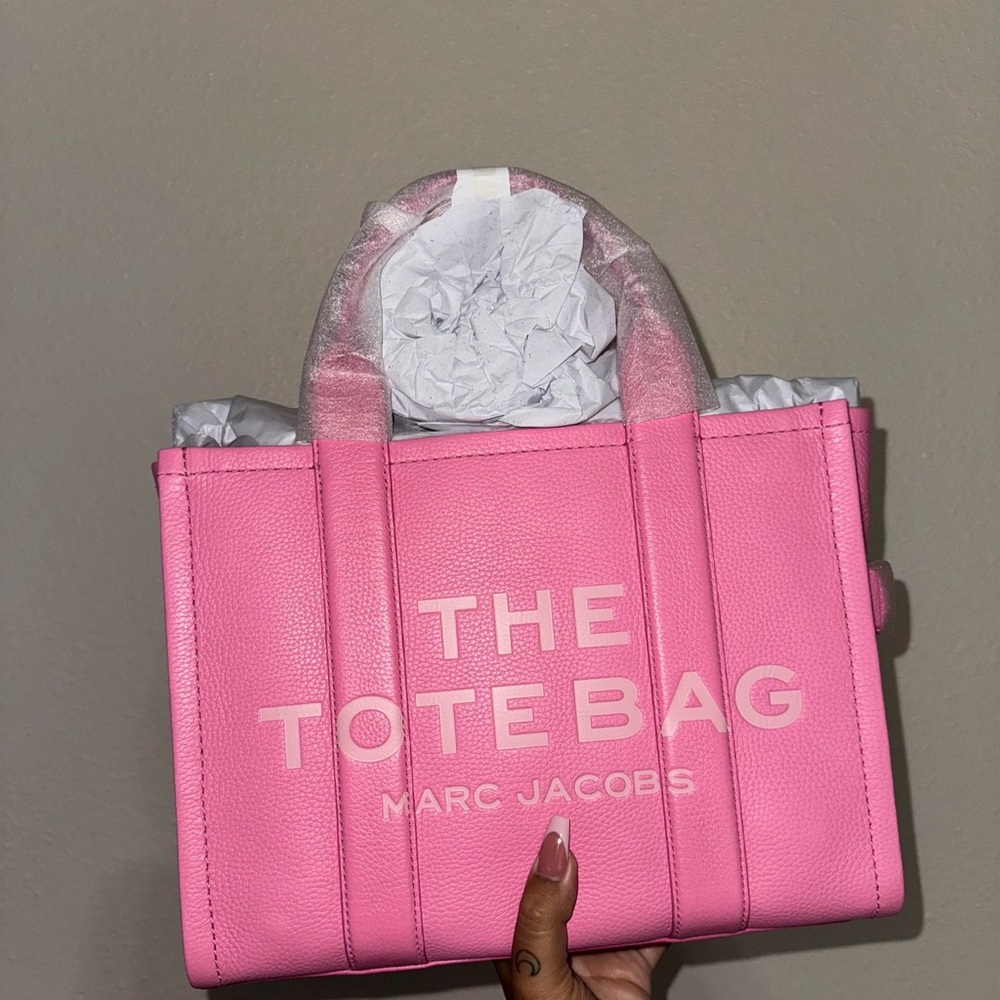 Marc Jacobs Medium Tote Bag in Petal Pink NWT